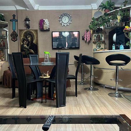 3 Room Flat In Tbilisi Eksteriør billede