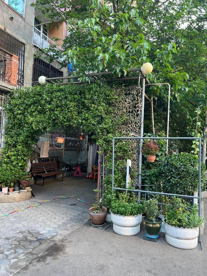 3 Room Flat In Tbilisi Eksteriør billede